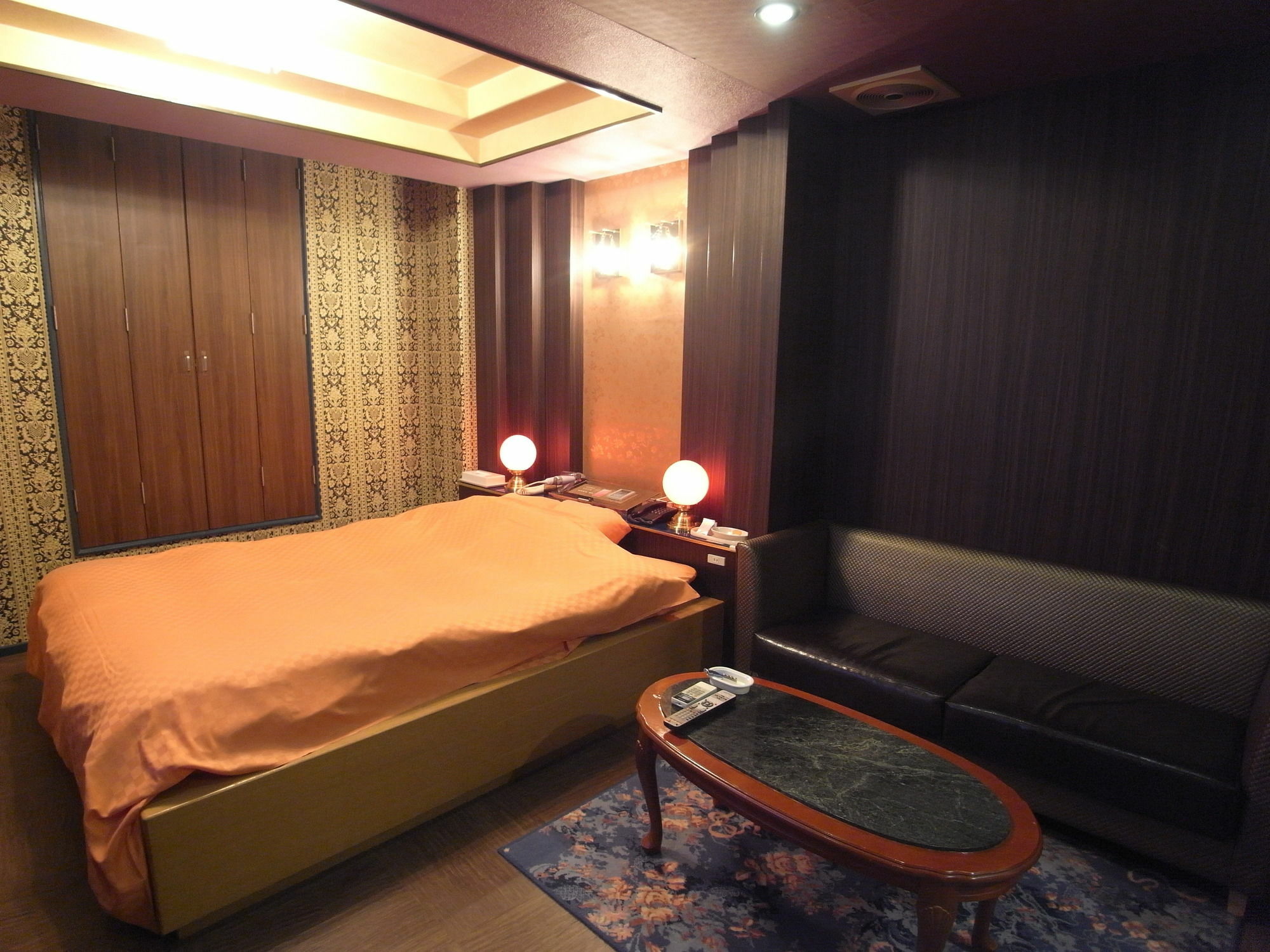 Hotel Tierra (Adults Only) Himeji Exterior photo